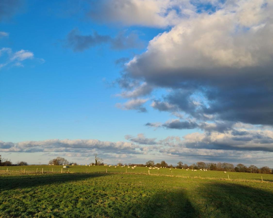 Milberry Green Meadows Warlingham Exterior photo